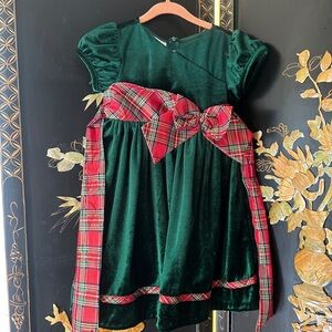 Bonnie Jean Green Velvet Girls Holiday Dress with Red Accents